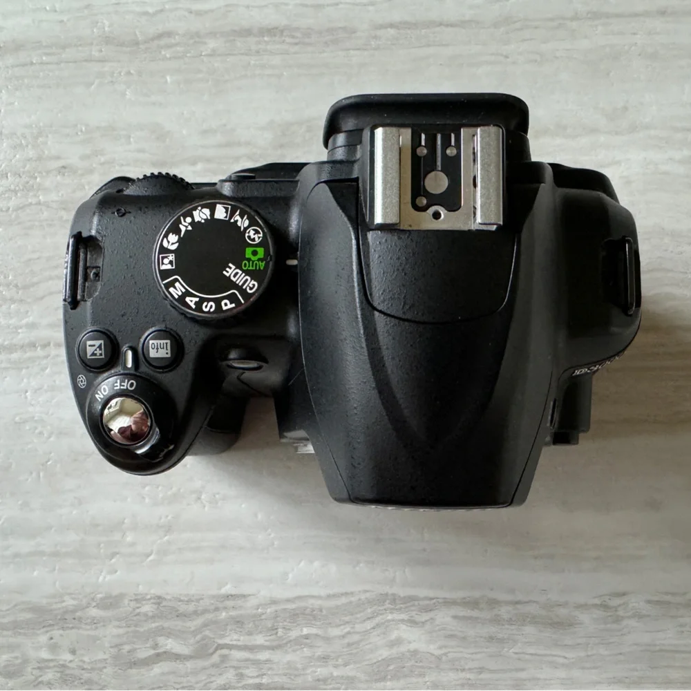 Nikon D3000 DSLR Camera